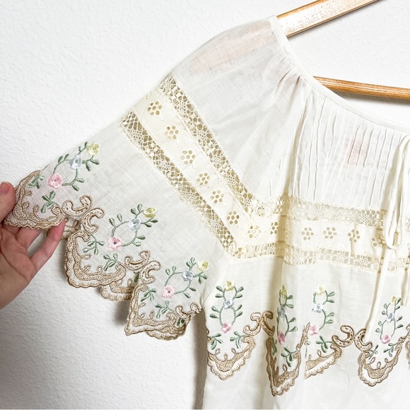 Vtg 70s floral embroidered scallop eyelet lace Oaxacan blouse top peasant boho - Picture 2 of 9